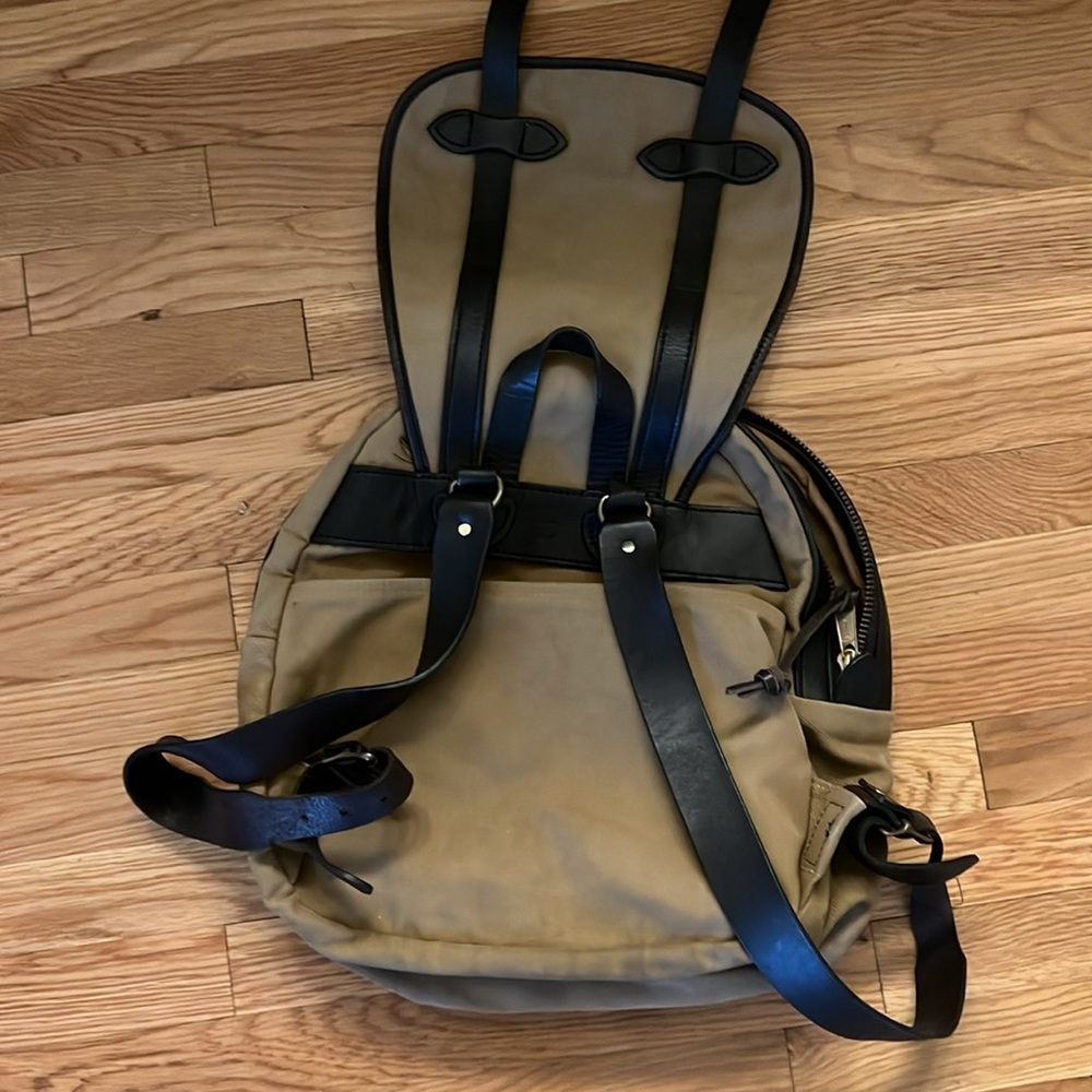 Filson Rugged Twill Rucksack Backpack Tan - Picture 8 of 16